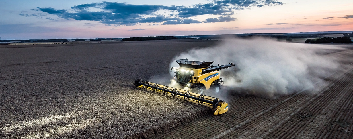 Colheitadeira CR - Ottoboni New Holland